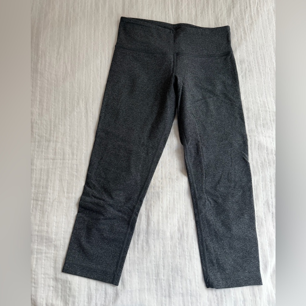 Lululemon Grey Cropped Legging